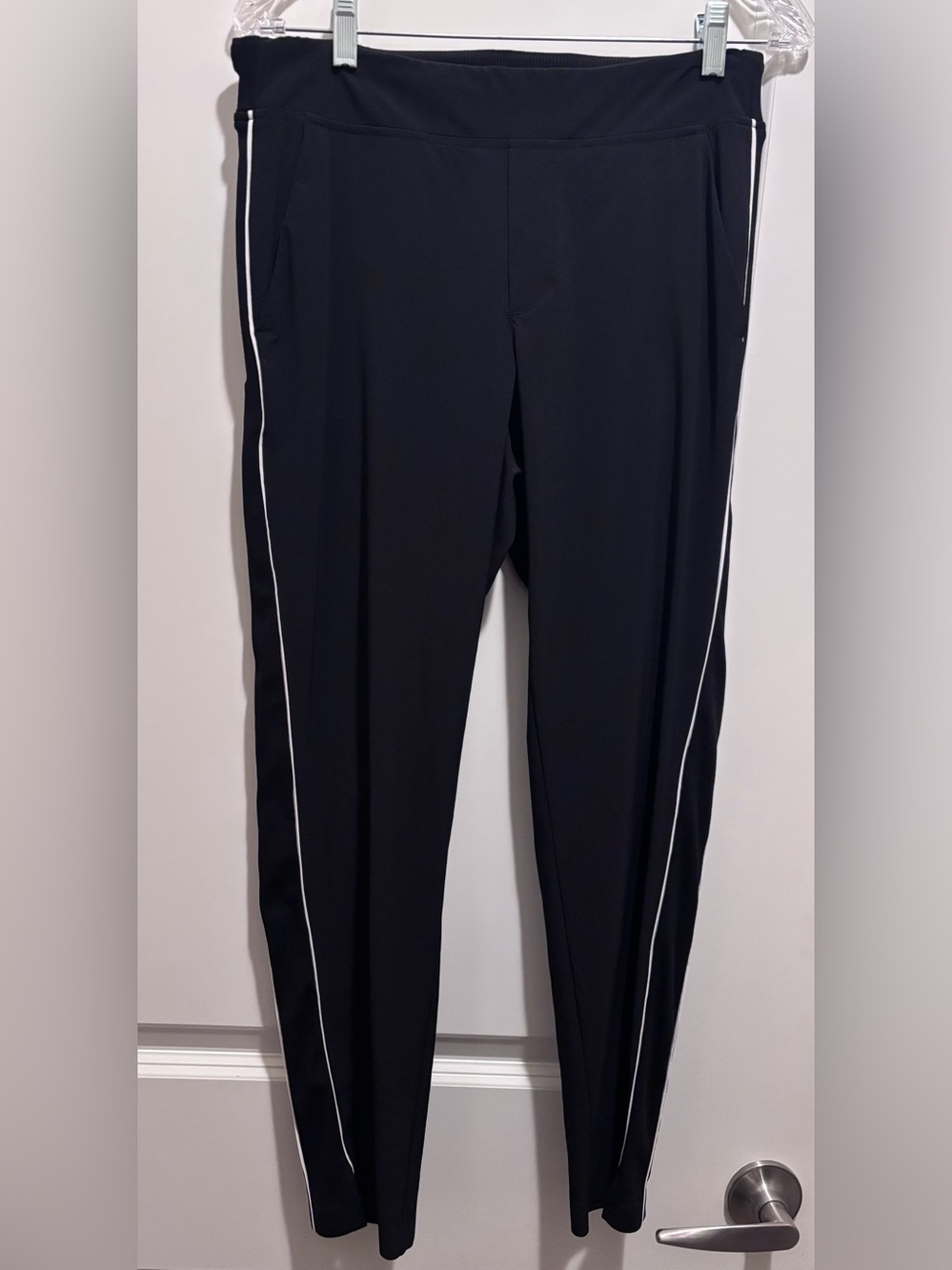 Brooklyn Piping Ankle Pant